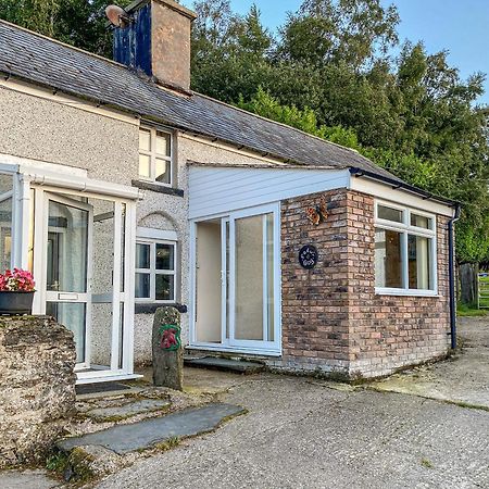 Fedwr Gog Cottage Llangwm  Exterior photo